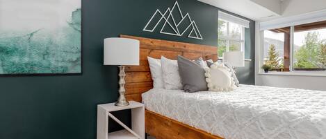 คอนโด, เตียงควีนไซส์ 1 เตียง และโซฟาเบด, อ่างน้ำร้อน, วิวภูเขา (Misty Mountain at Marketplace Lodge) | 1 ห้องนอน, ห้องพักตกแต่งอย่างมีเอกลักษณ์, ตกแต่งพิเศษโดยเฉพาะ