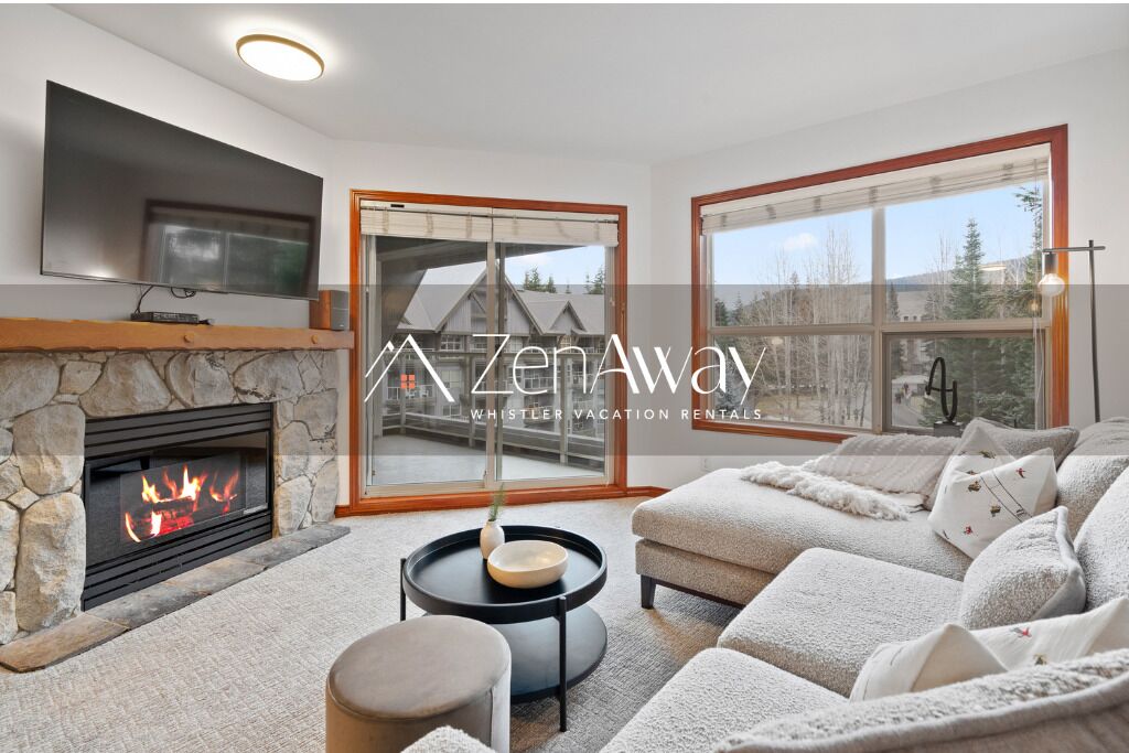 Apartment, Multiple Beds, Pool Access, Mountain View (Powder Peak at the Aspens) | Living area