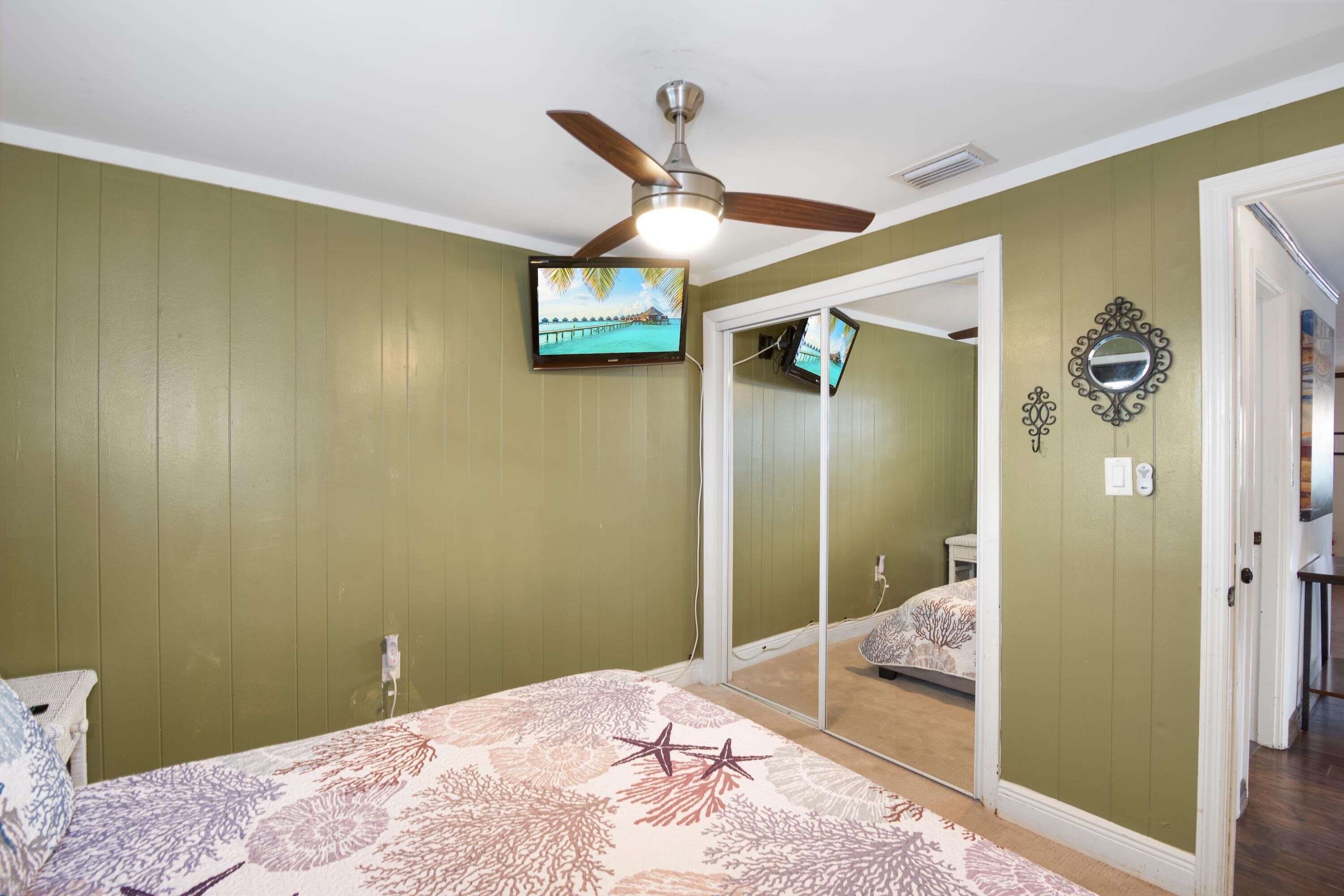 House, Multiple Beds (Eucalyptus B)