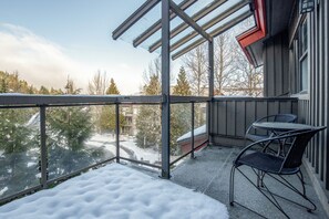 アパートメント ベッド (複数台) スパ浴槽 マウンテンビュー (Seven Pines at Greyhawk) | 部屋からの景観