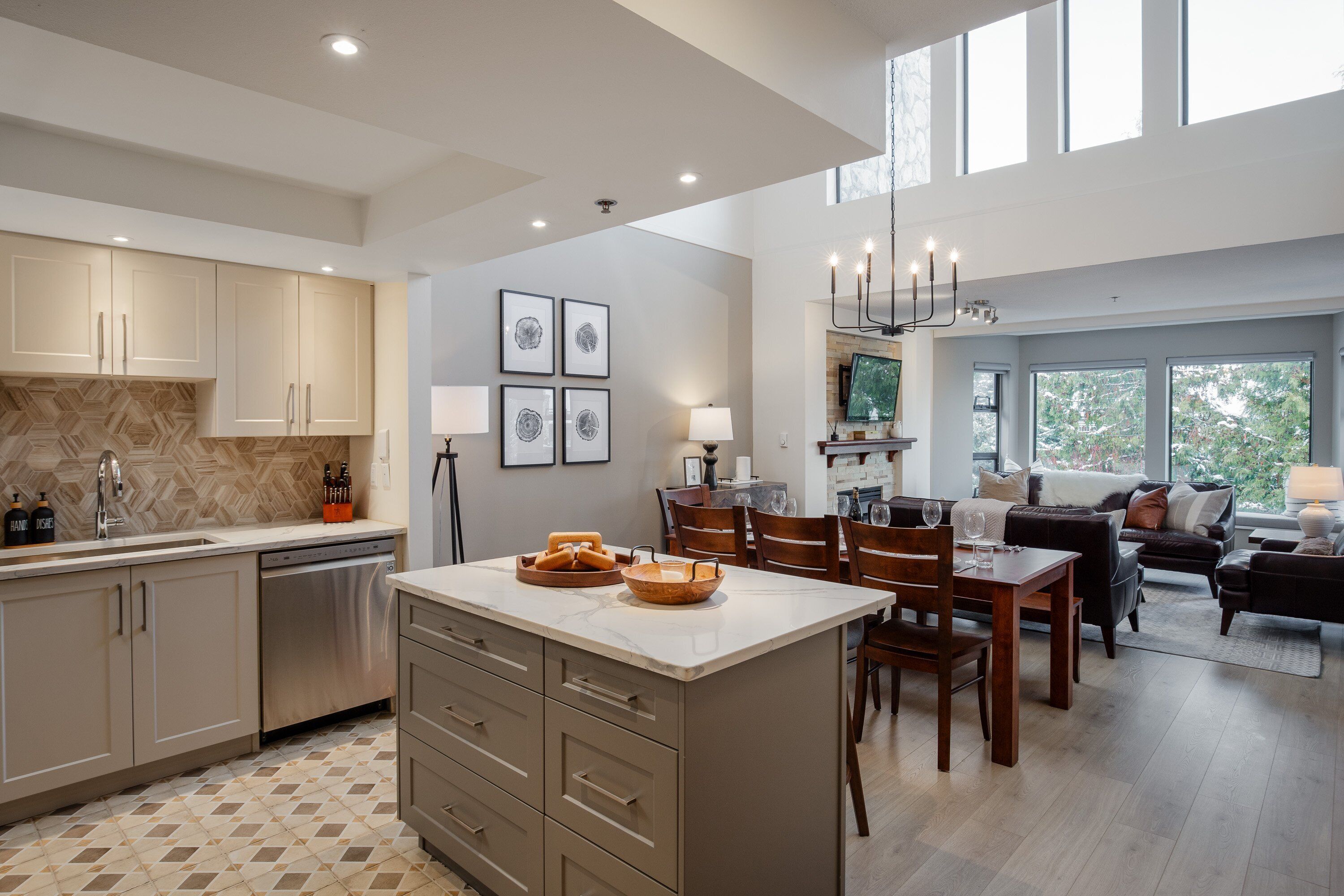 Căn hộ, nhiều giường, bồn tắm nước nóng, quang cảnh núi (Seven Pines at Greyhawk) | Nội thất