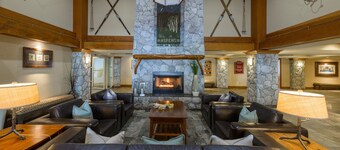 Skywalk Suite at the Aspens