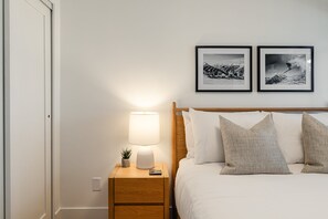 House, Multiple Beds, Patio, Mountain View (Summit View at The Lagoons) | 3 bedrooms, individually decorated, individually furnished, bed sheets - Summit View at The Lagoons (Whistler)