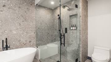 House, Multiple Beds, Pool Access, Mountain View (West Coast Haven at Taluswood) | Bathroom | Towels