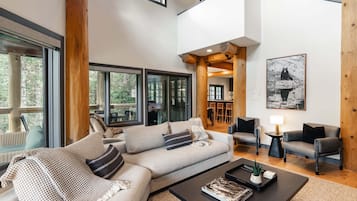 House, Multiple Beds, Pool Access, Mountain View (West Coast Haven at Taluswood) | Living area