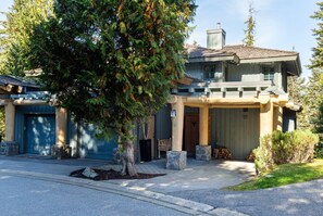 Exterior - West Coast Haven at Taluswood (Whistler)