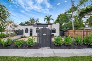 Exterior - West Palm Beach Oasis | Private Pool Retreat & Open Air Lounge | King Bed & 2 Queen Beds | Grill | TheLiliPad (West Palm Beach)