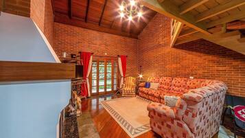 Villa | Living area | TV