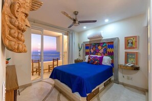 9 bedrooms, in-room safe, desk, iron/ironing board