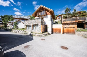 Exterior - Charming Chalet for Ski & Mountain Stay (Valloire)
