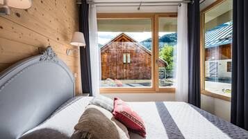 5 Schlafzimmer, Bügeleisen/Bügelbrett, WLAN, Bettwäsche