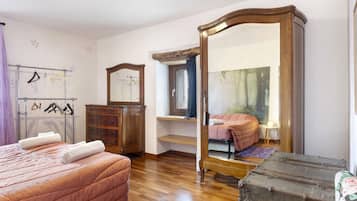 3 Schlafzimmer, Bügeleisen/Bügelbrett, WLAN, Bettwäsche