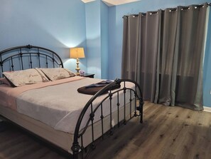 2 chambres, fer et planche à repasser, Wi-Fi gratuit, draps fournis