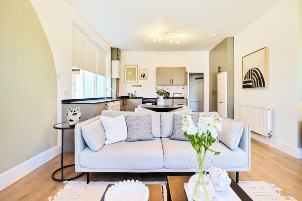 Apartment, Balcony | Private kitchenette