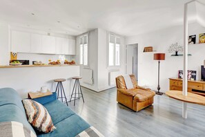 Smart TV, offices