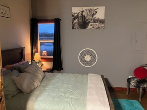 1 bedroom, in-room safe, free WiFi, bed sheets