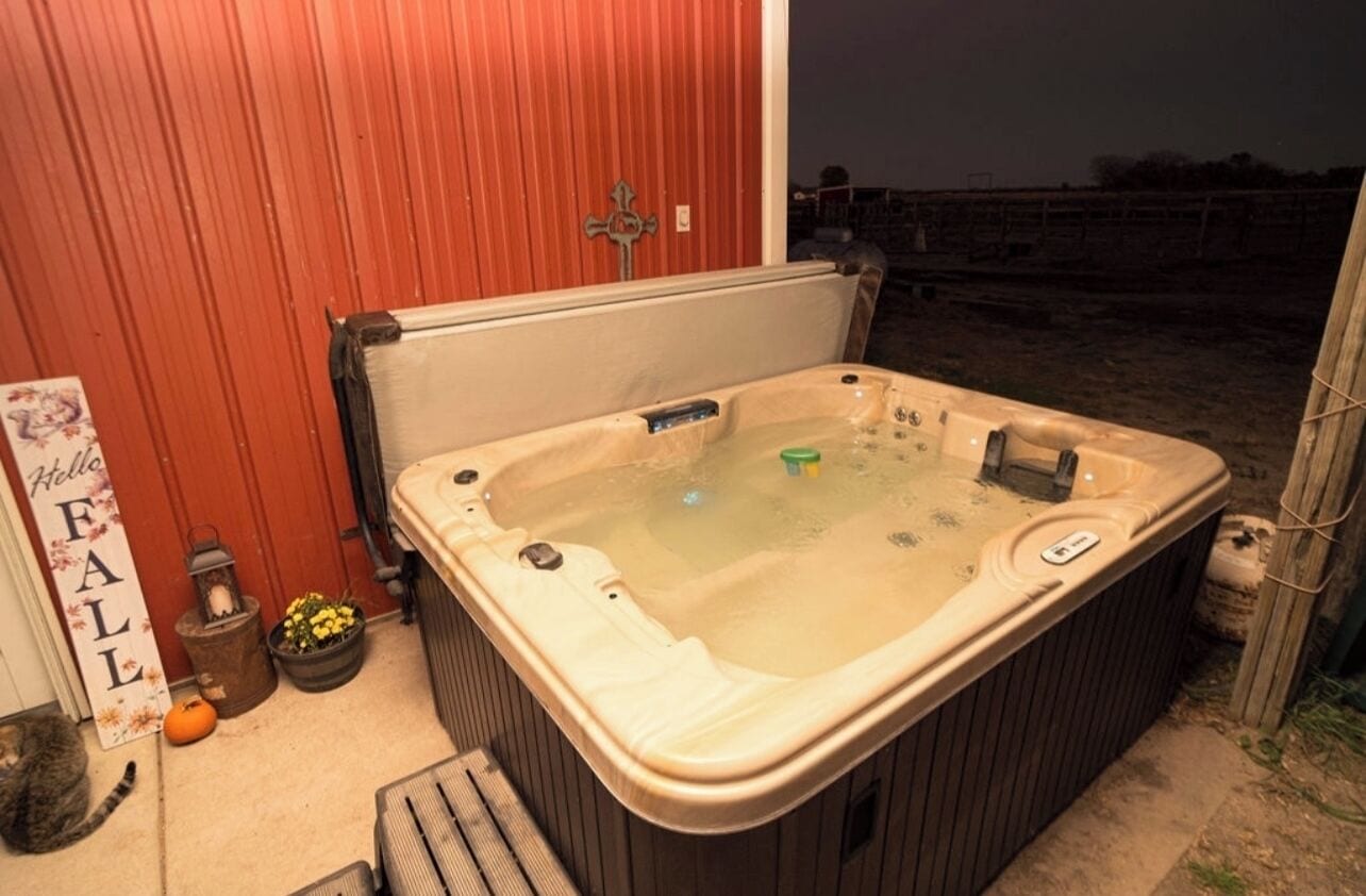 Bañera de hidromasaje exterior