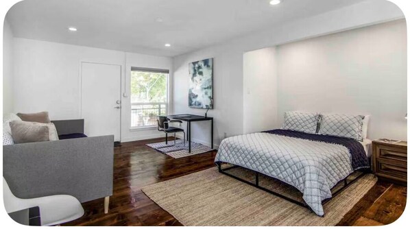 1 bedroom, iron/ironing board, WiFi, bed sheets