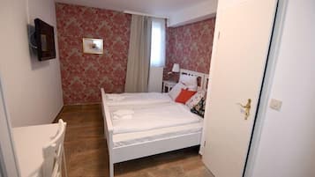 Comfort Double Room, 1 Bedroom, Garden View