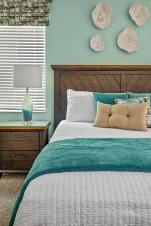 Iron/ironing board, free WiFi