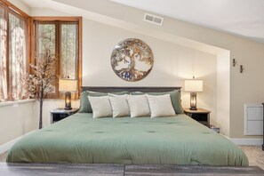 4 chambres, bureau, Wi-Fi gratuit, draps fournis