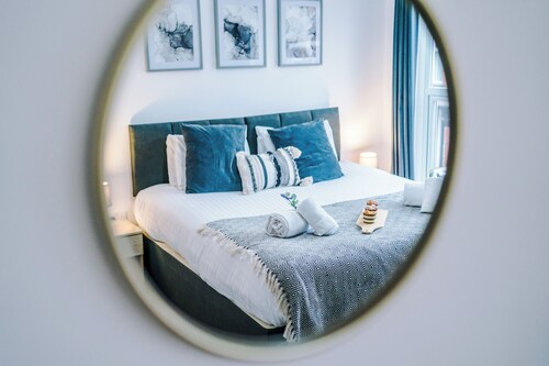 274a Walthall Street