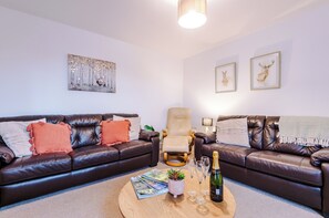 Apartment | Living area