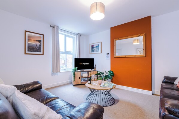 Apartment | Living area