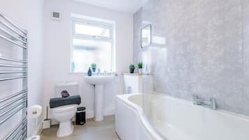 Apartemen | Kamar mandi