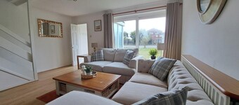 Generous 3 bed in the heart of the village