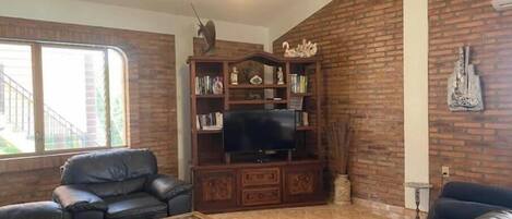 TV