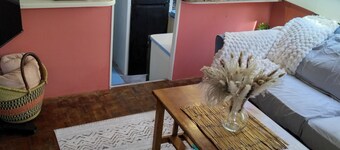 Authentic 40' Hatteras Yacht 
Budget Keys Living & Ocean Views 