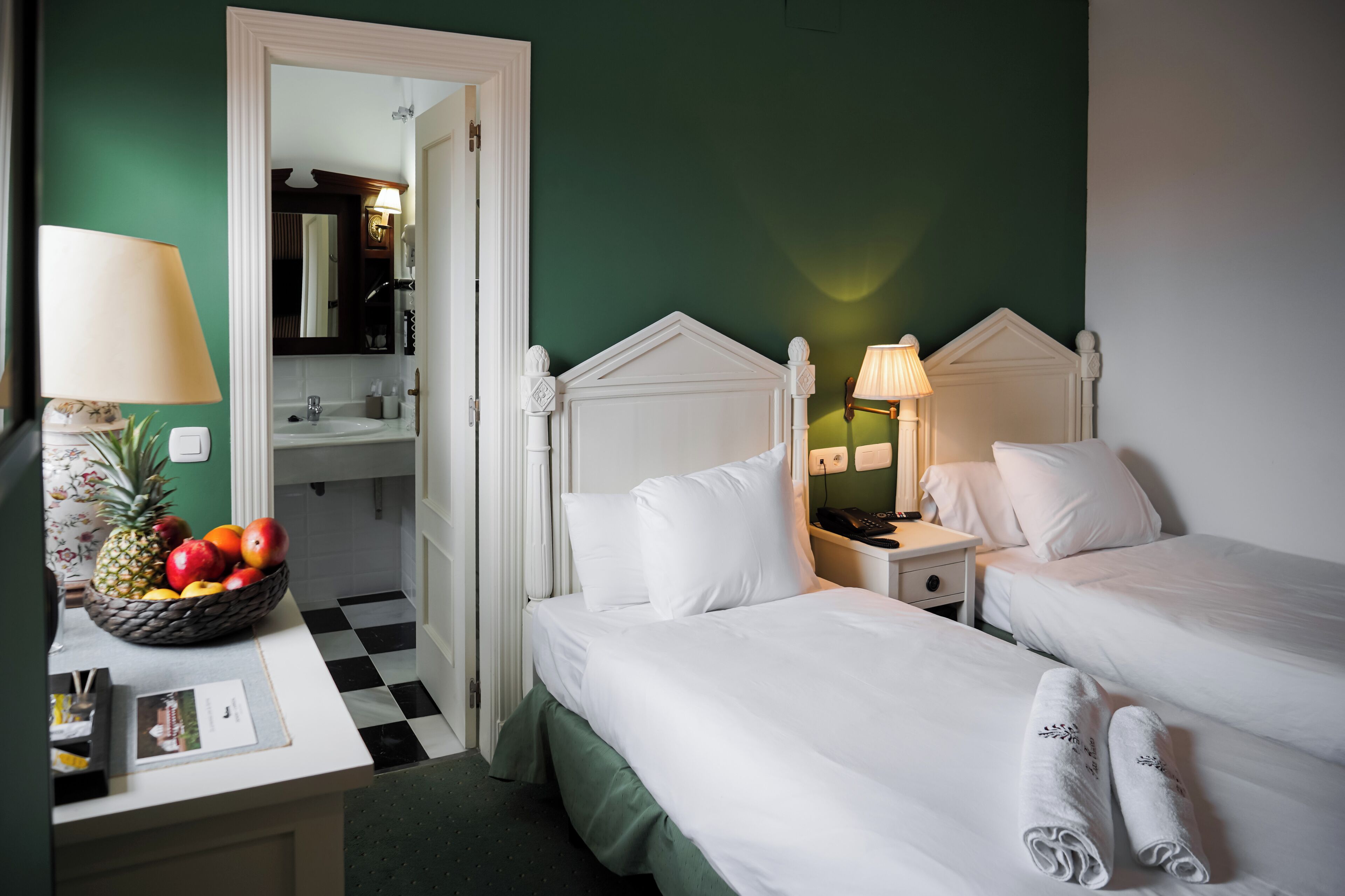 Standard Double or Twin Room | In-room safe, desk, blackout drapes, iron/ironing board