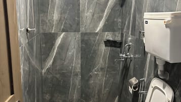 Double Room, Patio, Pool View | Bathroom | Free toiletries, towels, soap, shampoo