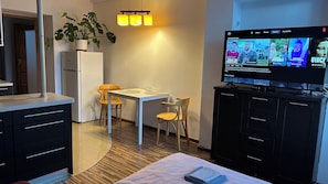 1 chambre, fer et planche à repasser, Wi-Fi, draps fournis