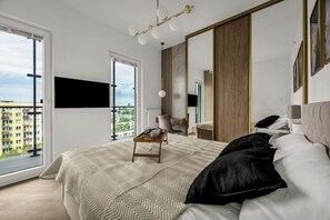 1 habitación, tabla de planchar con plancha, wifi gratis y ropa de cama 