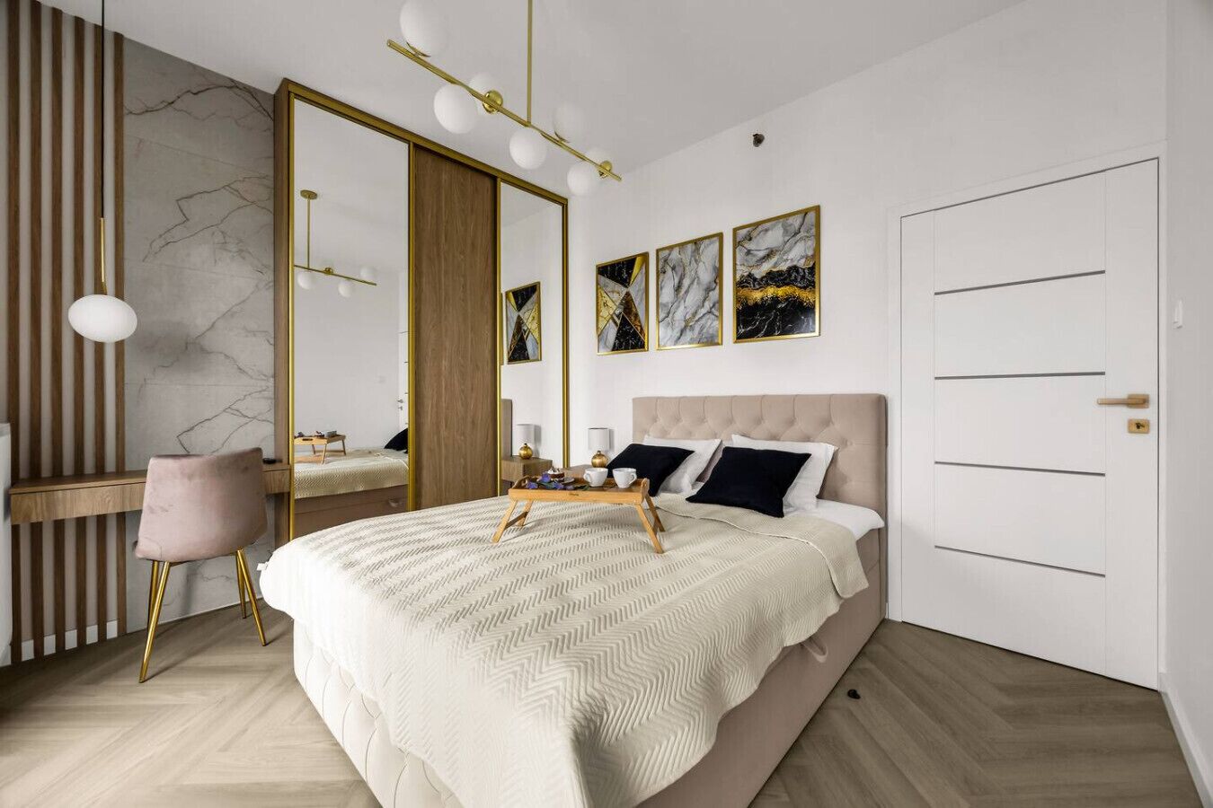 1 多间卧室、熨斗/熨衣板、免费 WiFi、床单