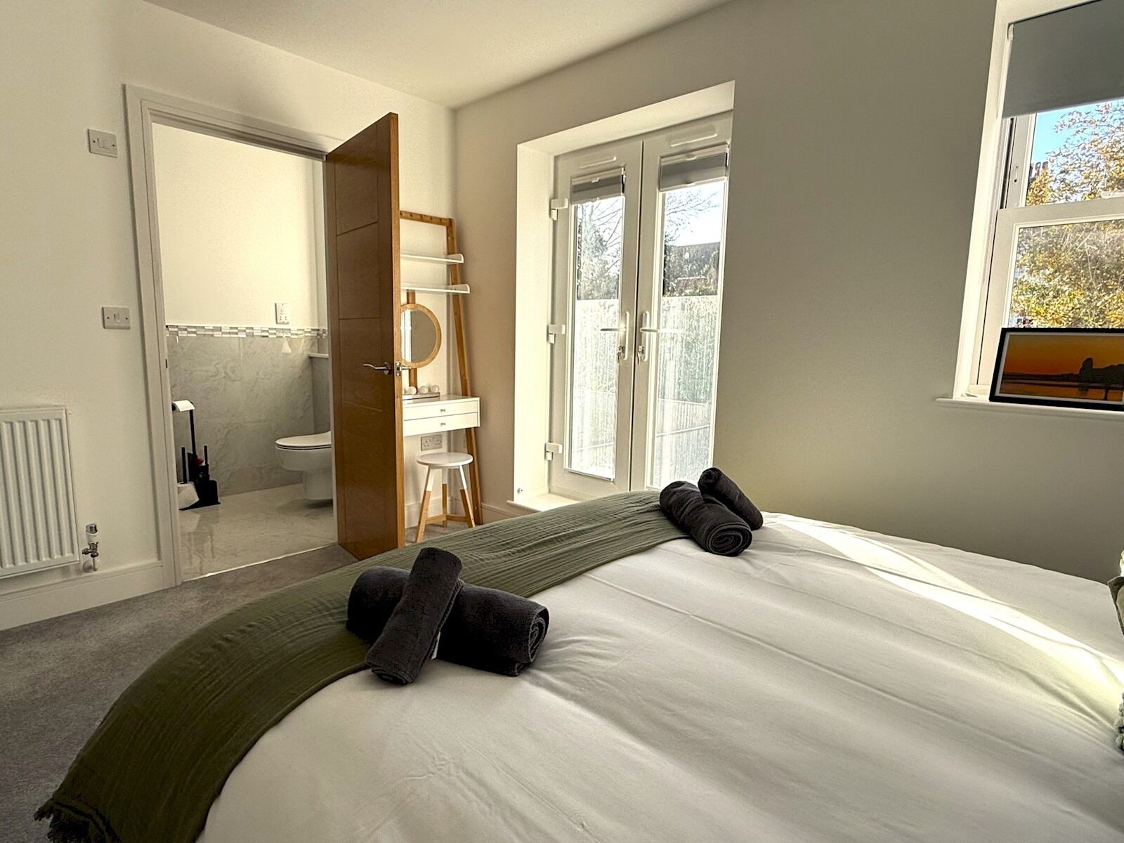 3 bedrooms, iron/ironing board, free WiFi, bed sheets