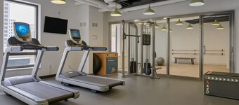 Downtown Apartment | XL Center + Bushnell Park
