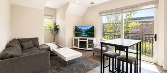 Prime Yale Living in Modern Wooster Square