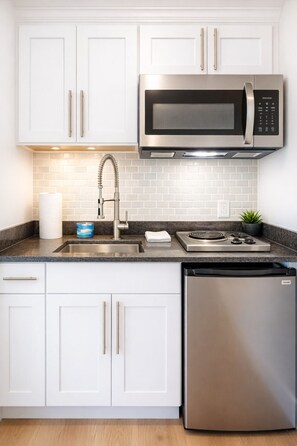 Microwave, coffee/tea maker