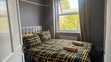 3 habitaciones, tabla de planchar con plancha y wifi gratis