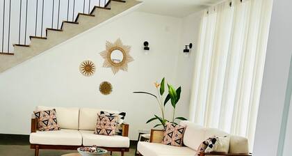 Villa 316, Beach‑Vibe Urban Villa – Entire House Spacious Boho Sri Lanka Getaway