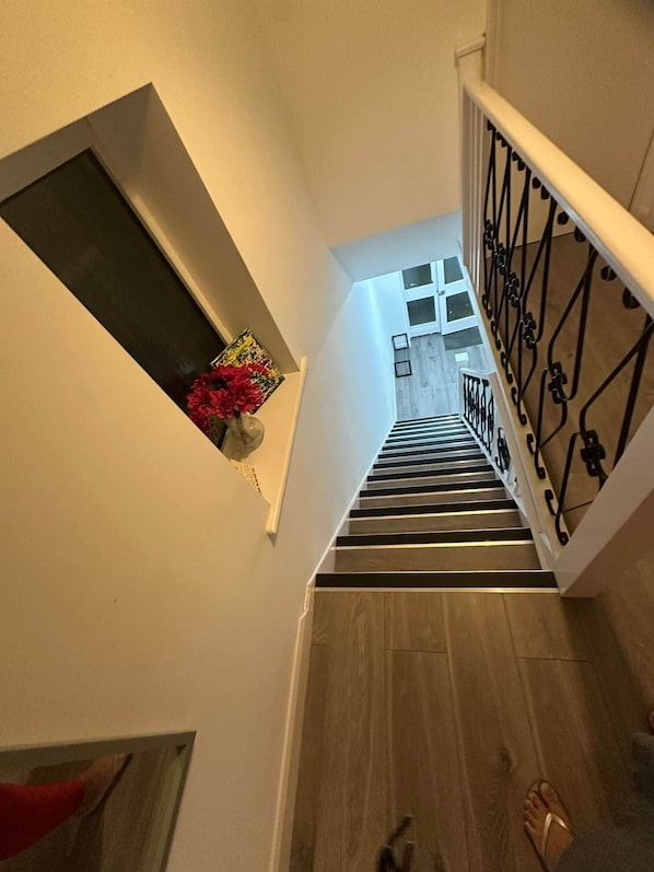 Interior - The Happy Place, welcome to this cosy home sat in a quite part of Waltham Cross. (Cheshunt)