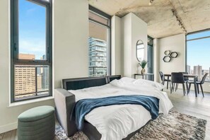 2 bedrooms, iron/ironing board, travel cot, WiFi