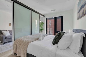 1 室のベッドルーム、デスク、アイロン / アイロン台、WiFi