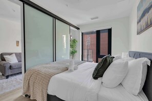 1 bedroom, desk, iron/ironing board, WiFi