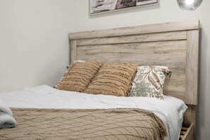 Unclassified image, 5 of 24, button