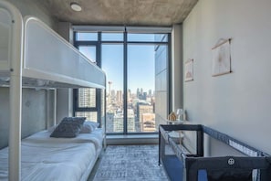 2 室のベッドルーム、アイロン / アイロン台、旅行用ベビーベッド、WiFi