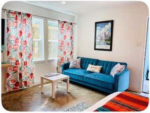 Living area - Vintage Chalet Studio 6 Creative Walkable Montrose H-Town Favorite!! (Houston)